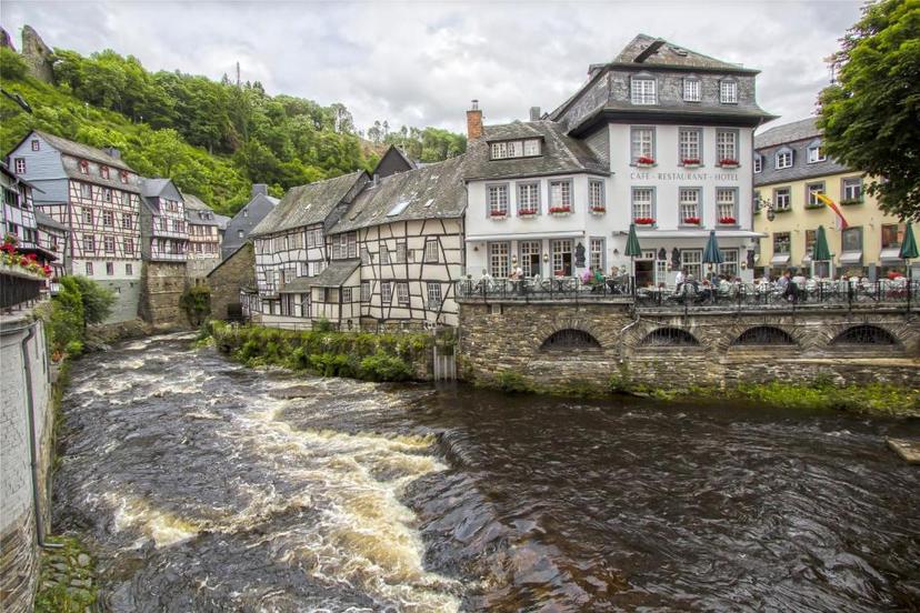 Hotel De Lange Man Monschau Eifel image 1